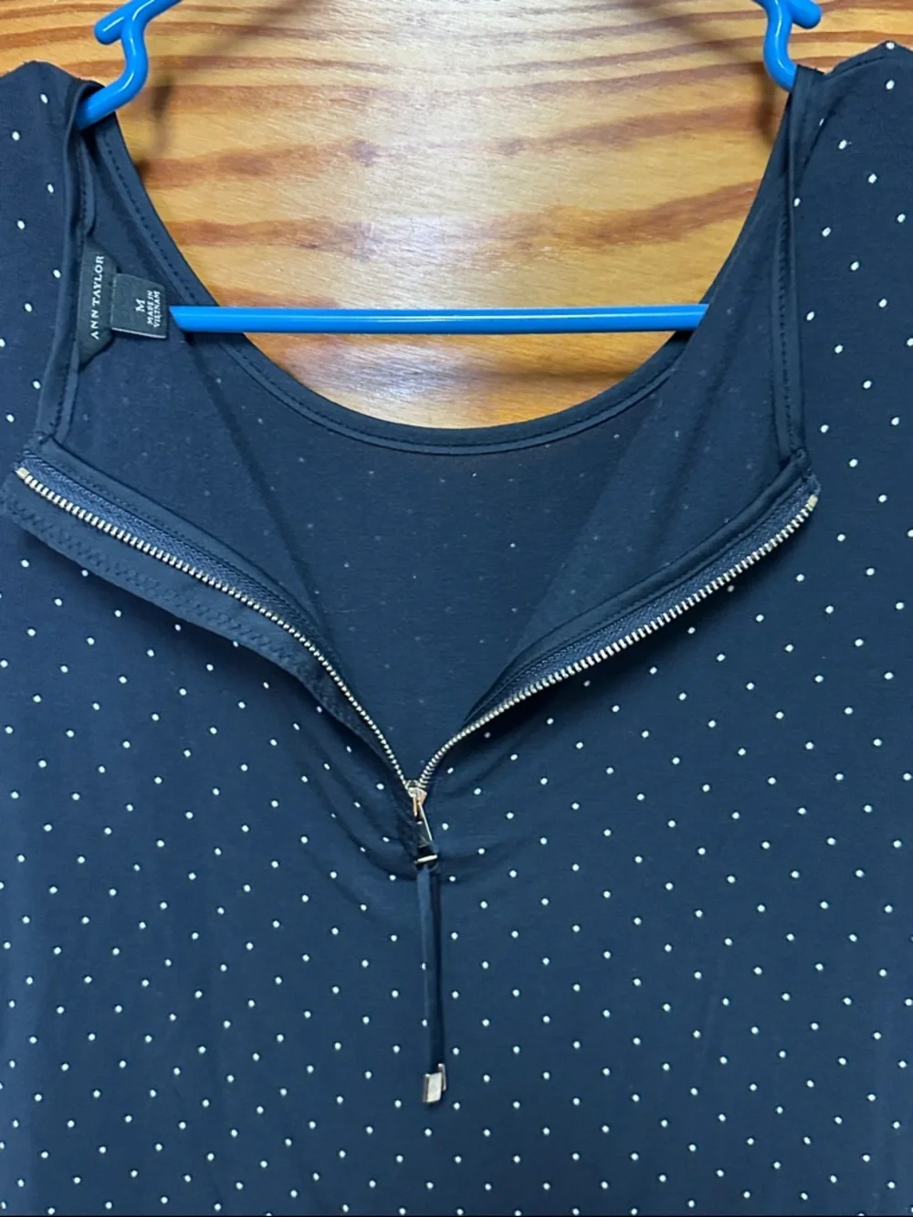 Ann Taylor Navy Blue Short Sleeve Tee with white polka dots. Minor pilling - Picture 8 of 9